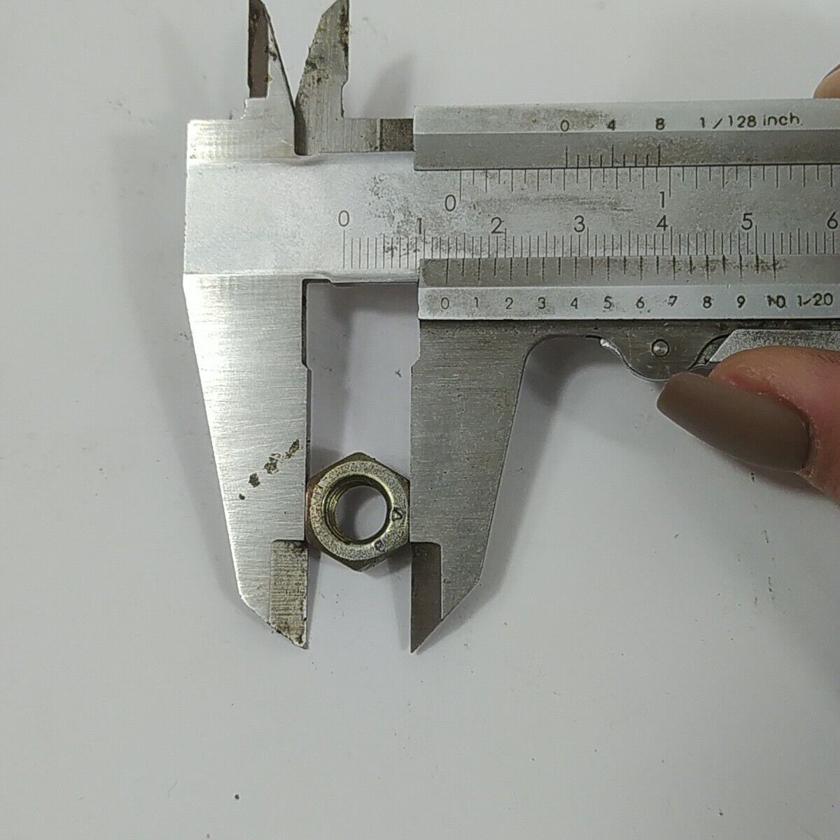 Ricambio VITI VITE ALBERO MOTORE usato per decespugliatore Komatsu ZENOAH G5K