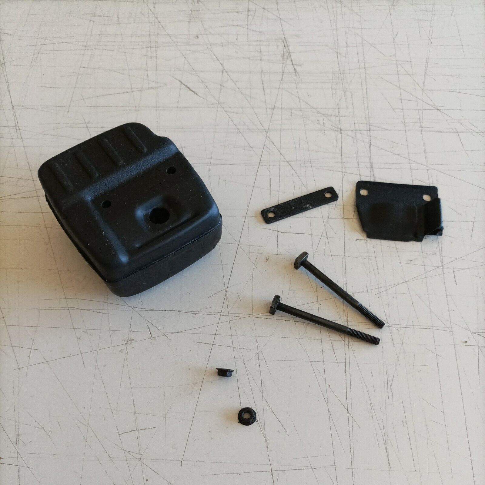 marmitta TERMINALE DI SCARICO PER MOTOSEGA PAPILLON RANGER 41 ricambi usati