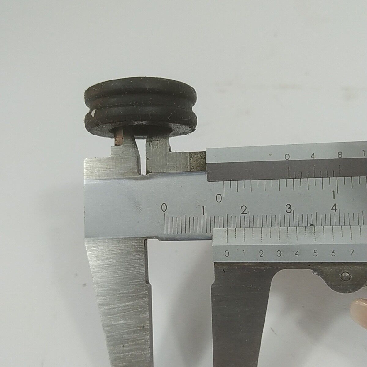 Ricambio per motosega ALPINA 500 gommini carburatore supporti vibrazione usato