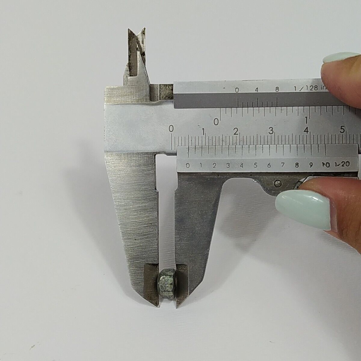 2 VITI BULLONI ARTIGLIO arpione per motosega ALPINA CASTOR 40 41 ricambi usati