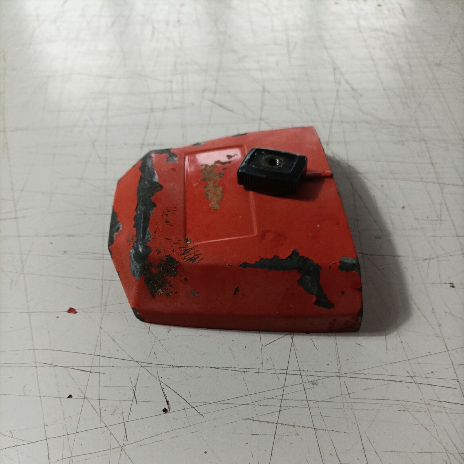 COPERCHIO TAPPO COPRI FILTRO DELL' ARIA PER MOTOSEGA CASTOR C70 ALPINA A70
