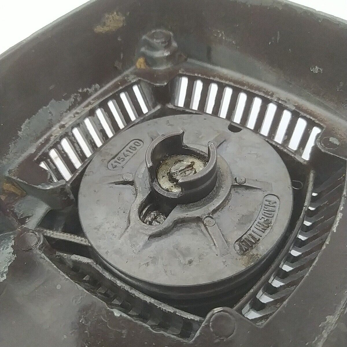 ricambio COPERCHIO DI AVVIAMENTO TRASCINATORE per motosega ALPINA PROF 70 usati