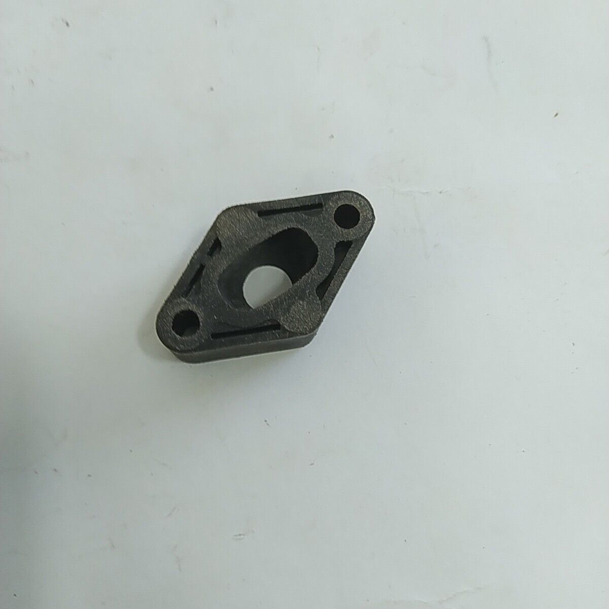 Ricambio COLLETTORE CARBURATORE usato per decespugliatore Komatsu ZENOAH G4K