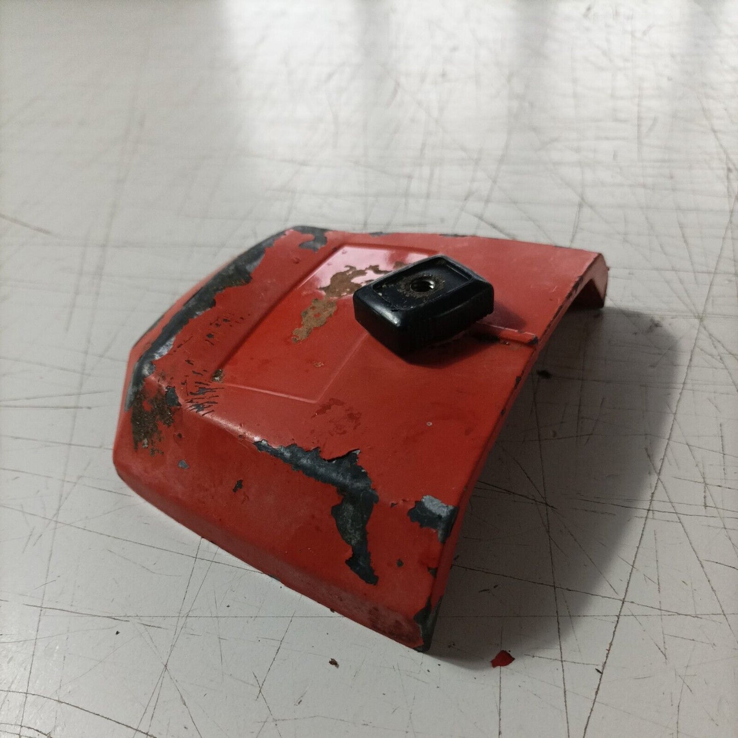 COPERCHIO TAPPO COPRI FILTRO DELL' ARIA PER MOTOSEGA CASTOR C70 ALPINA A70