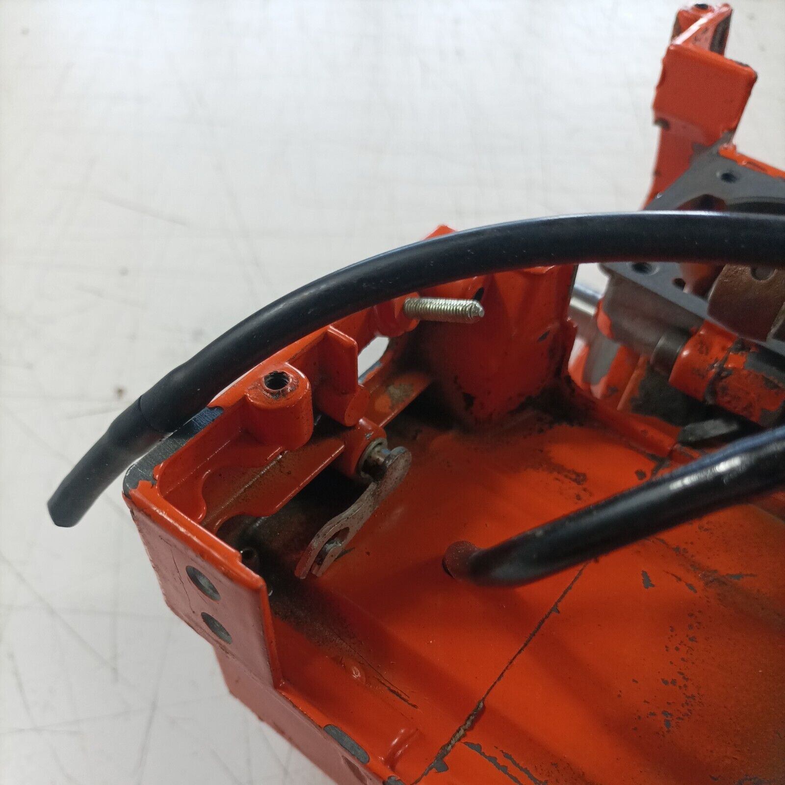 MOTOSEGA OLEOMAC OM 251 KIT CARTER serbatoio BASAMENTO E ALBERO MOTORE usato