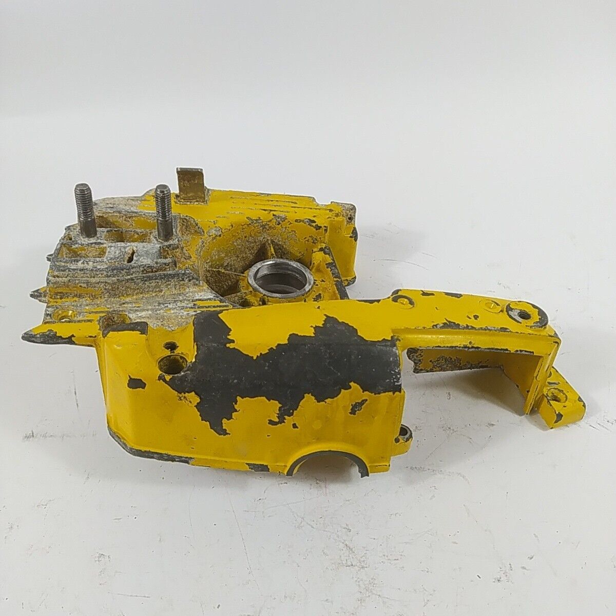 ricambio CARTER BASAMENTO ALBERO MOTORE lato frizione motosega ALPINA p 70 usati