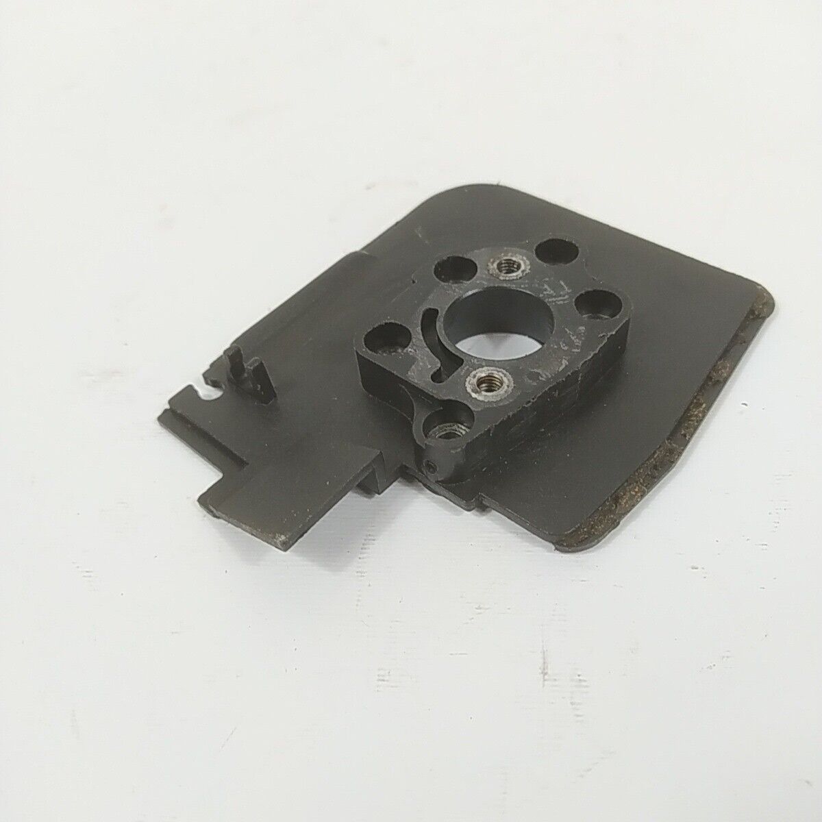 MOTOSEGA OLEO-MAC 350 FLANGIA termica CARBURATORE COLLETTORE ASPIRAZIONE usato