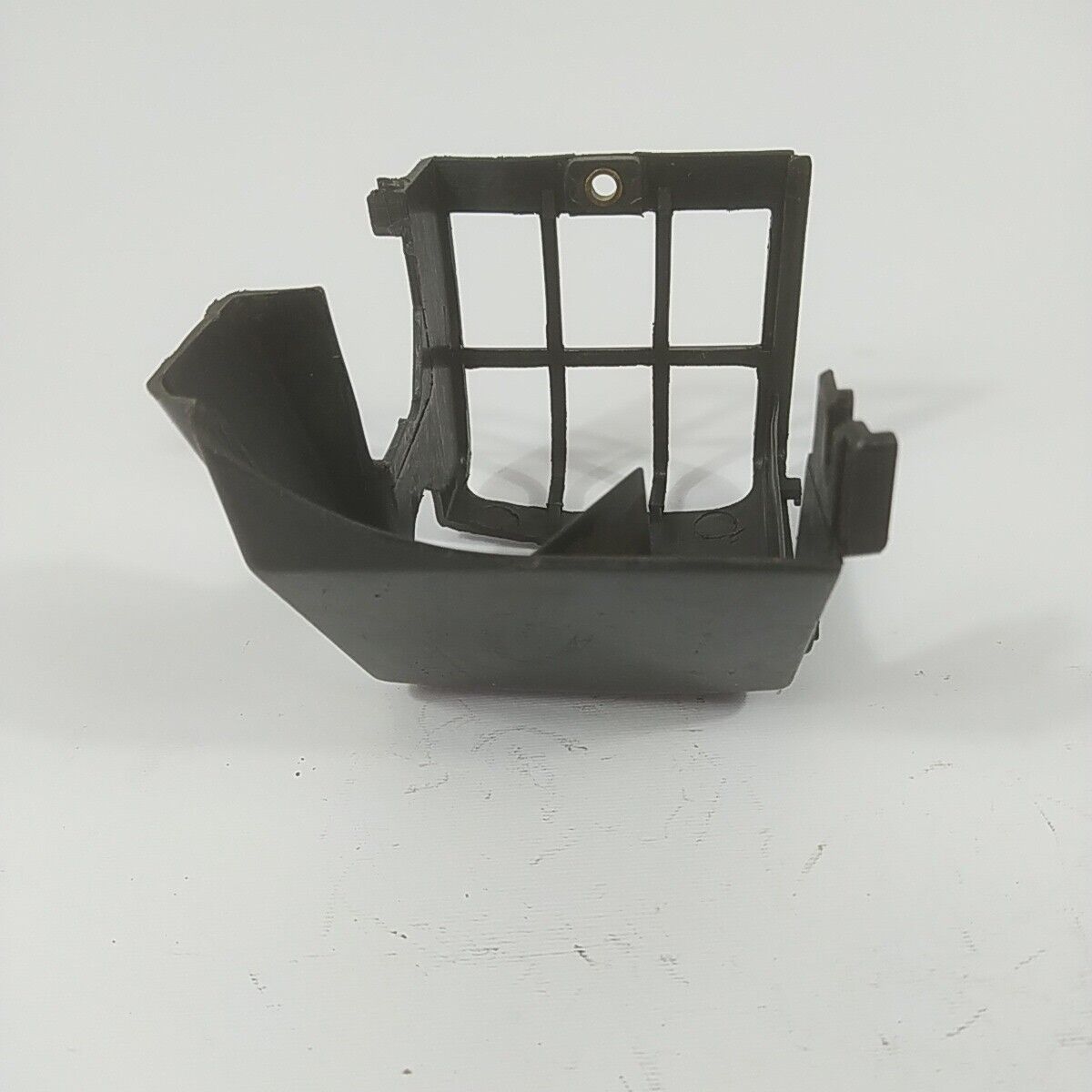 Ricambi usati per decespugliatore MCCULLOCH COPERCHIO COPRI MOTORE MARMITTA