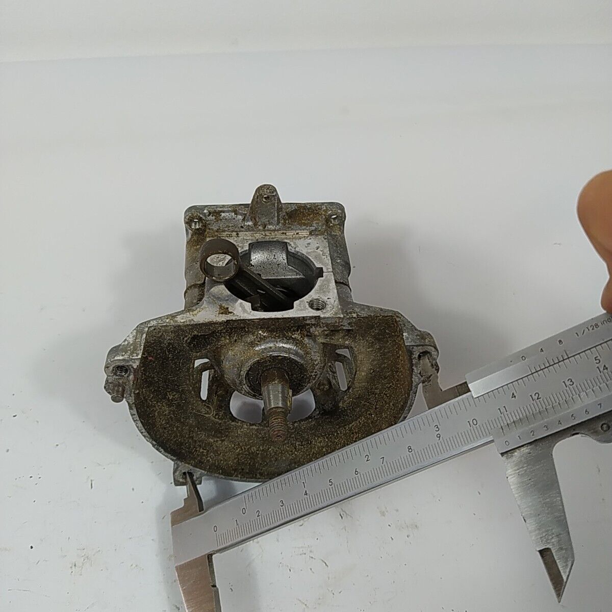 ricambio usato CARTER ALBERO MOTORE PER DECESPUGLIATORE KAWASAKI TG 33