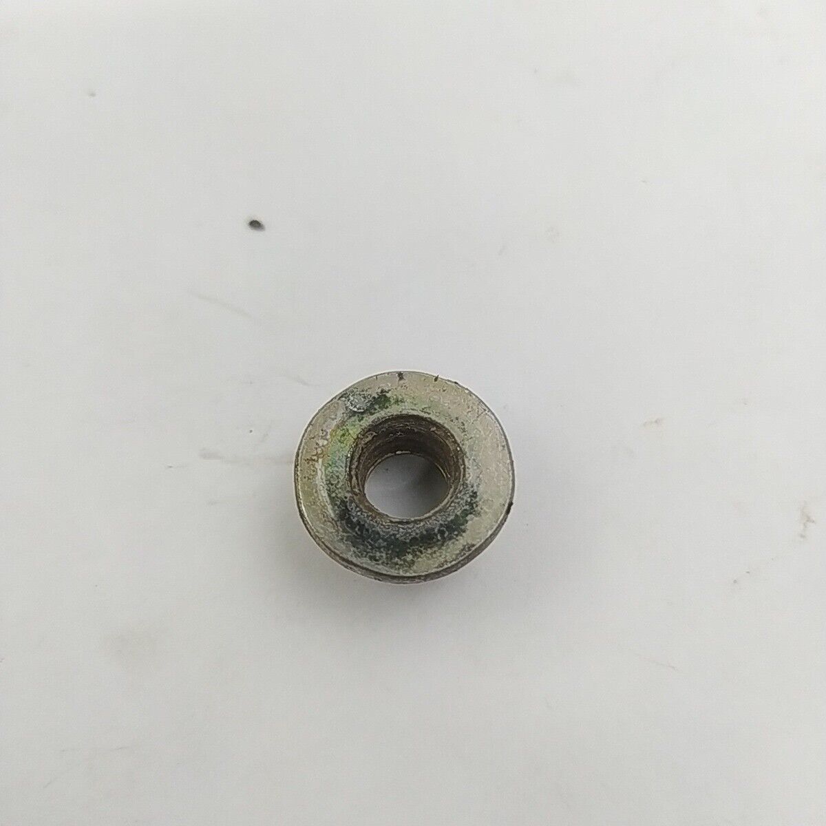 Ricambi DECESPUGLIATORE ALPINA star 41F DADO ALBERO lato volano avviamento usato