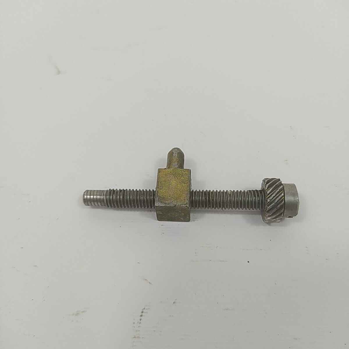 Ricambio REGISTRO TENDICATENA barra tensione per motosega CASTOR CP 700 usato