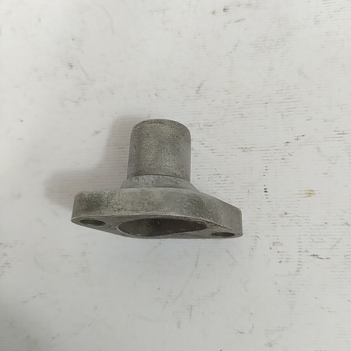 Ricambio DECESPUGLIATORE kawasaki kt 17 FLANGIA COLLETTORE carburatore usato