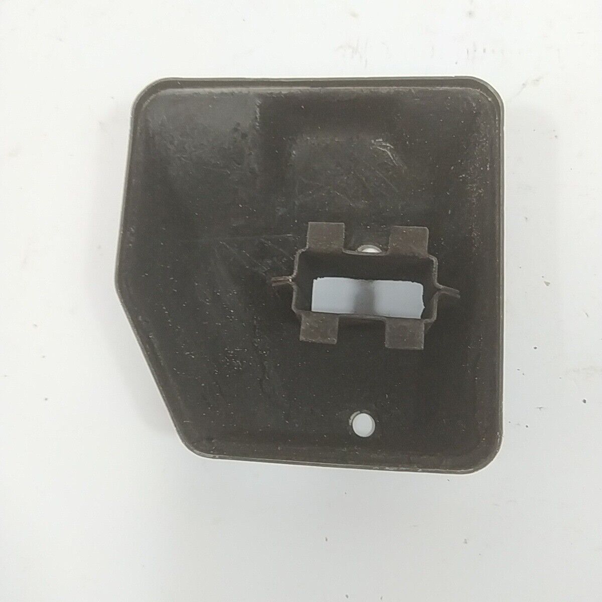 marmitta silenziatore COMPLETO PER MOTOSEGA MCCULLOCH MAC 735 ricambi usati