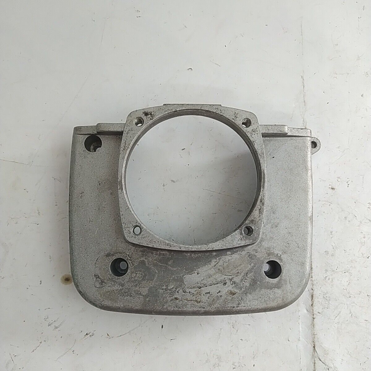 Ricambio CARTER SUPPORTO CAMPANA usato per decespugliatore MARUYAMA 420 42