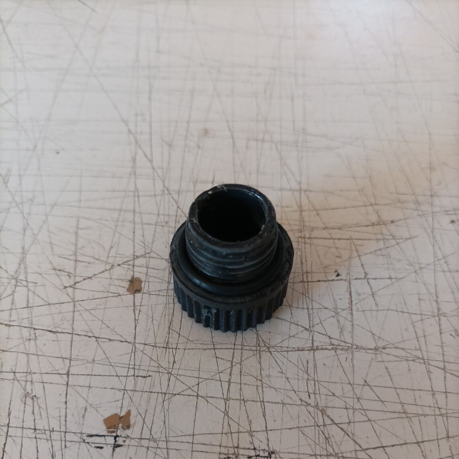 TAPPO serbatoio OLIO DIAMETRO 21 MM PER MOTOSEGA OPEM ELECTRONIC ricambi usati