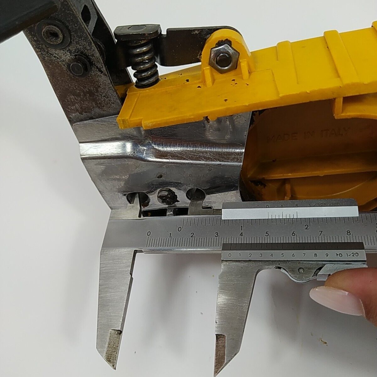 freno CATENA COPERCHIO FRIZIONE PER MOTOSEGA CASTOR ALPINA 45 41 ricambi usati