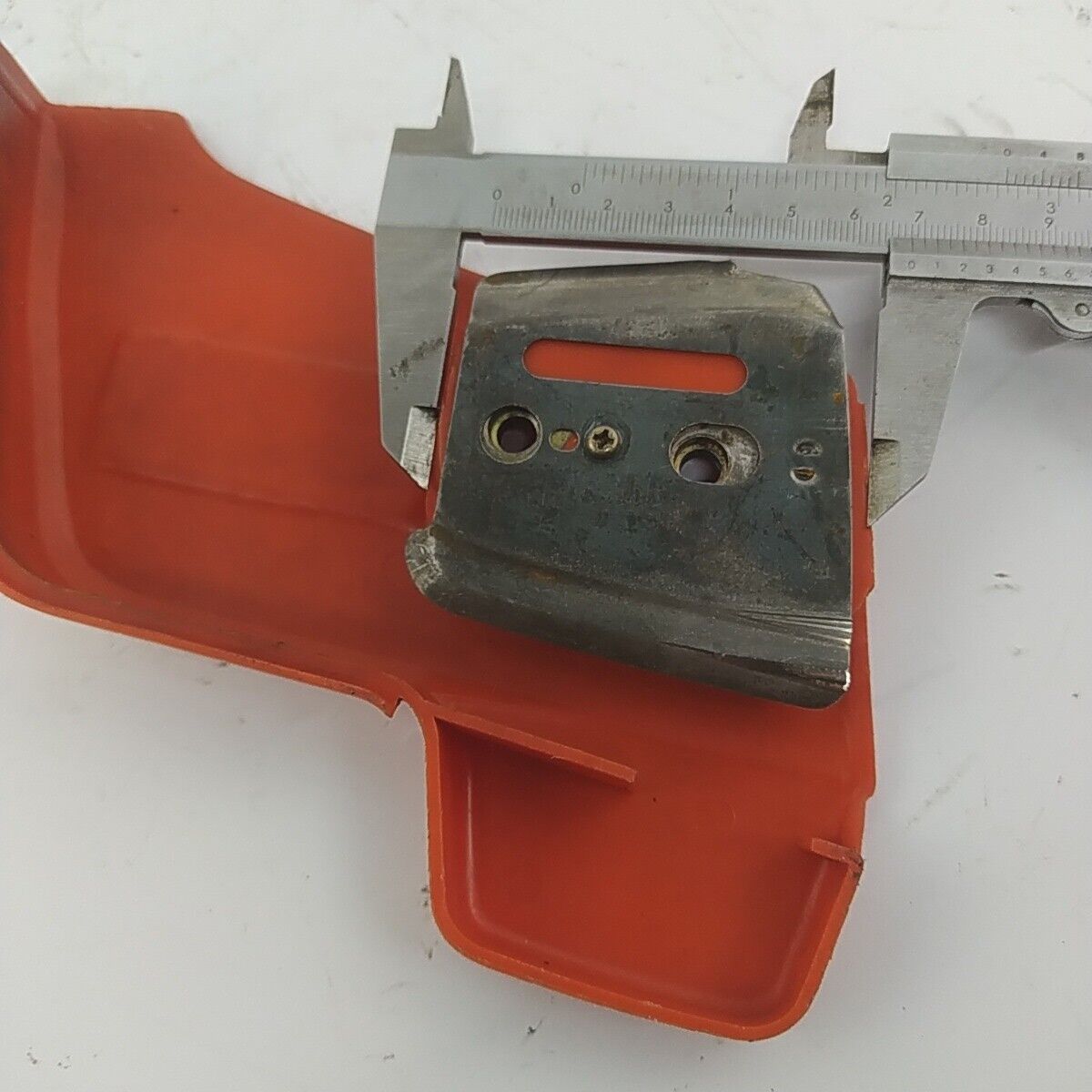 Ricambio usato COPERCHIO COPRI FRIZIONE TRASMISSIONE per MOTOSEGA Echo 330 EVL