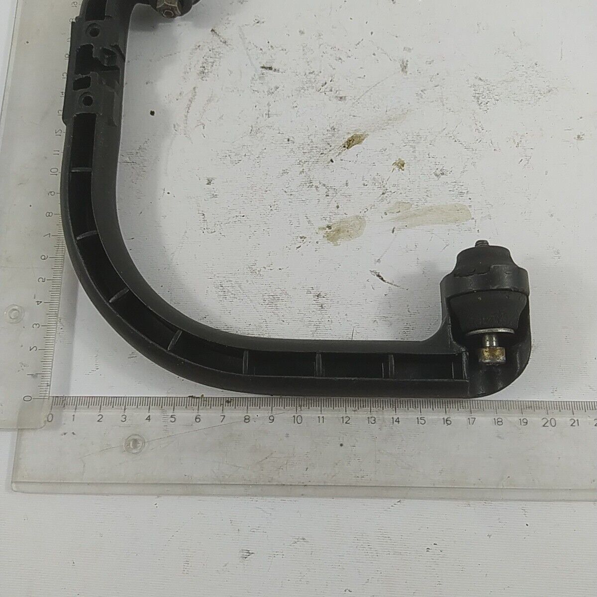 ricambio MANIGLIA IMPUGNATURA MANICO LATO PER MOTOSEGA ALPINA CASTOR 41 40 usati