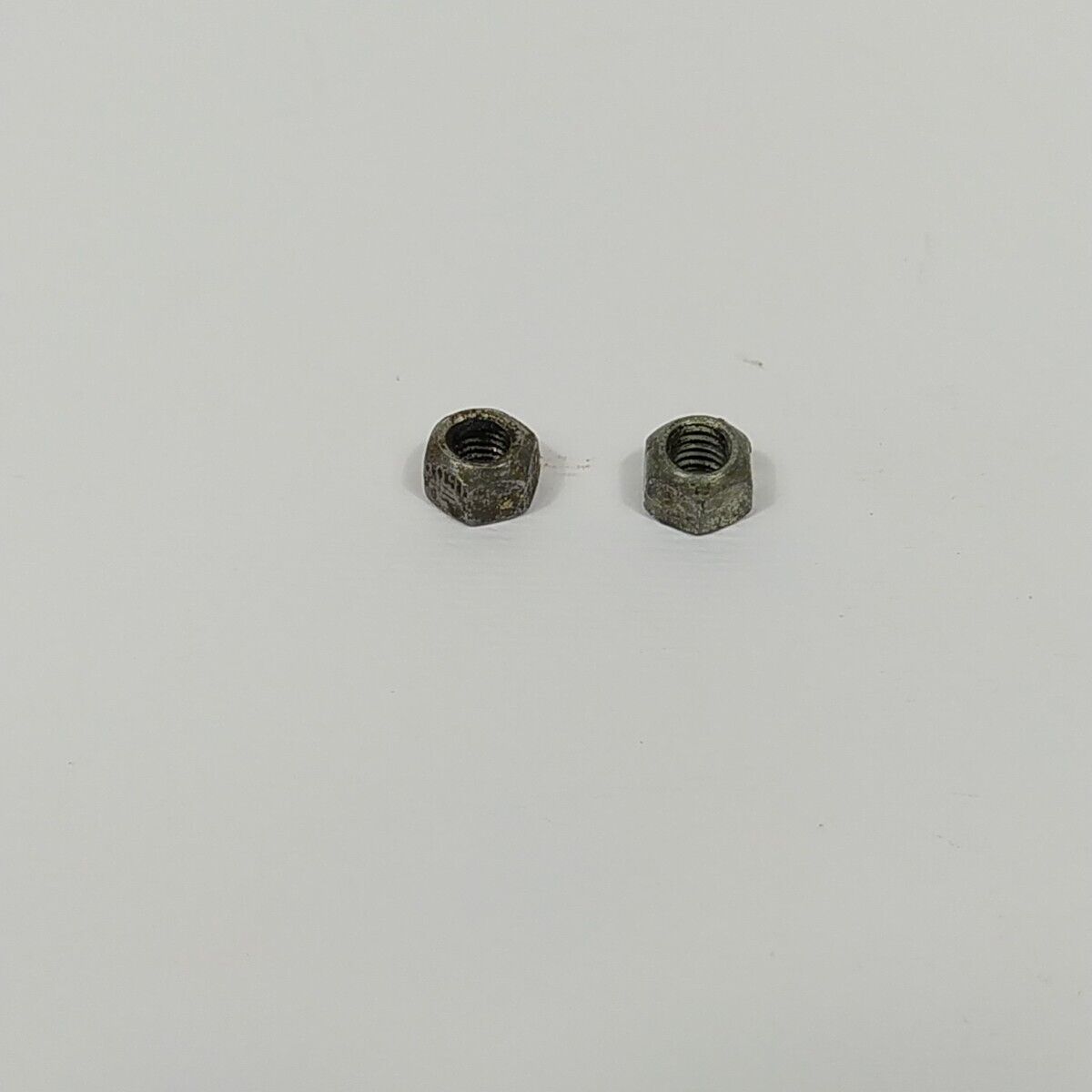 2 VITI BULLONI ARTIGLIO arpione per motosega ALPINA CASTOR 40 41 ricambi usati