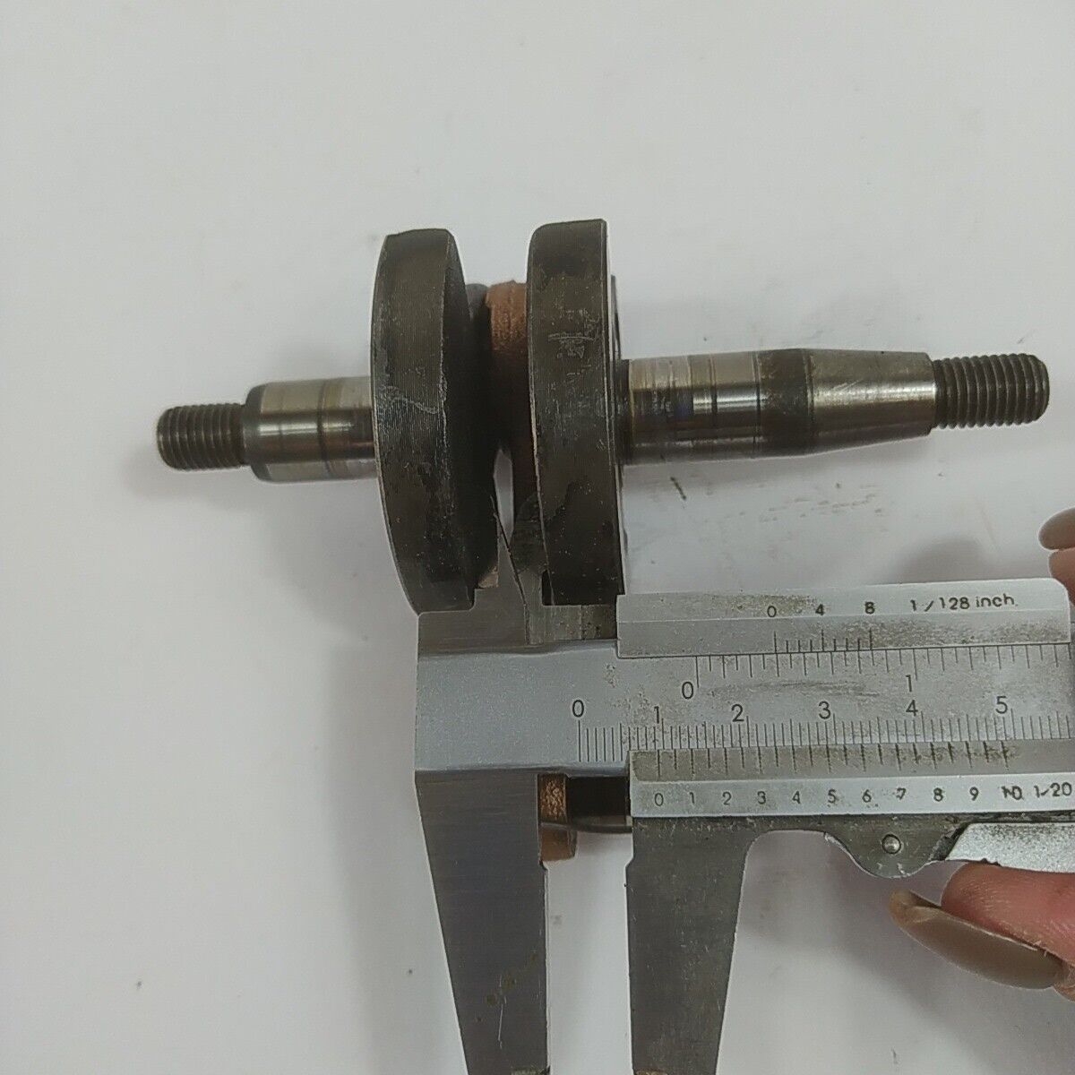 Ricambio ALBERO MOTORE ORIGINALE per decespugliatore TANAKA 501 ik usato