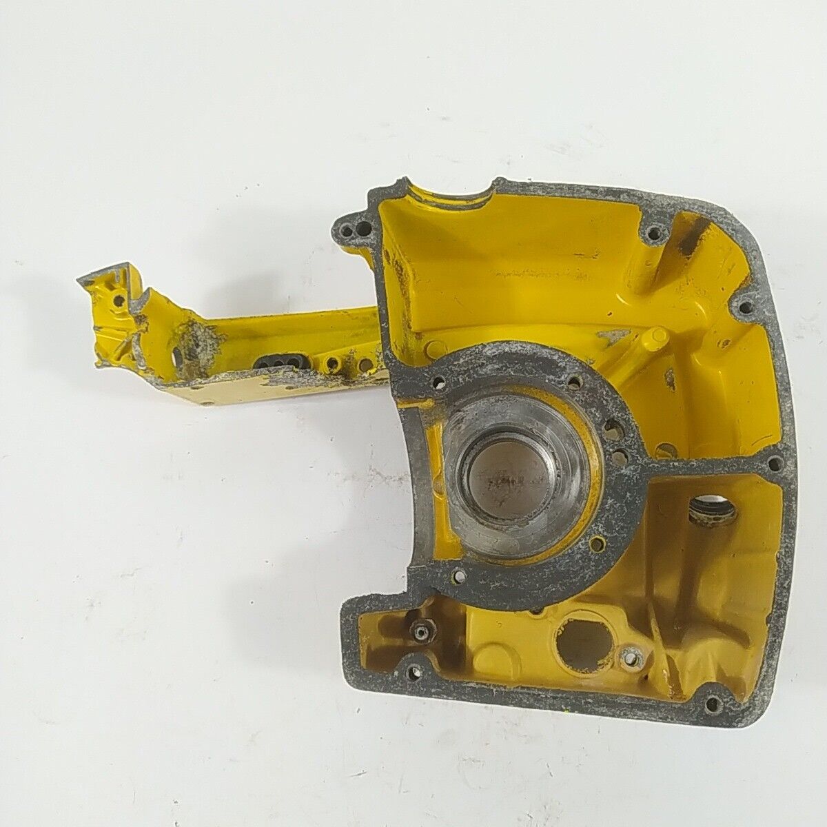 ricambio CARTER BASAMENTO MOTORE lato volano Per motosega ALPINA PROF 70 usati