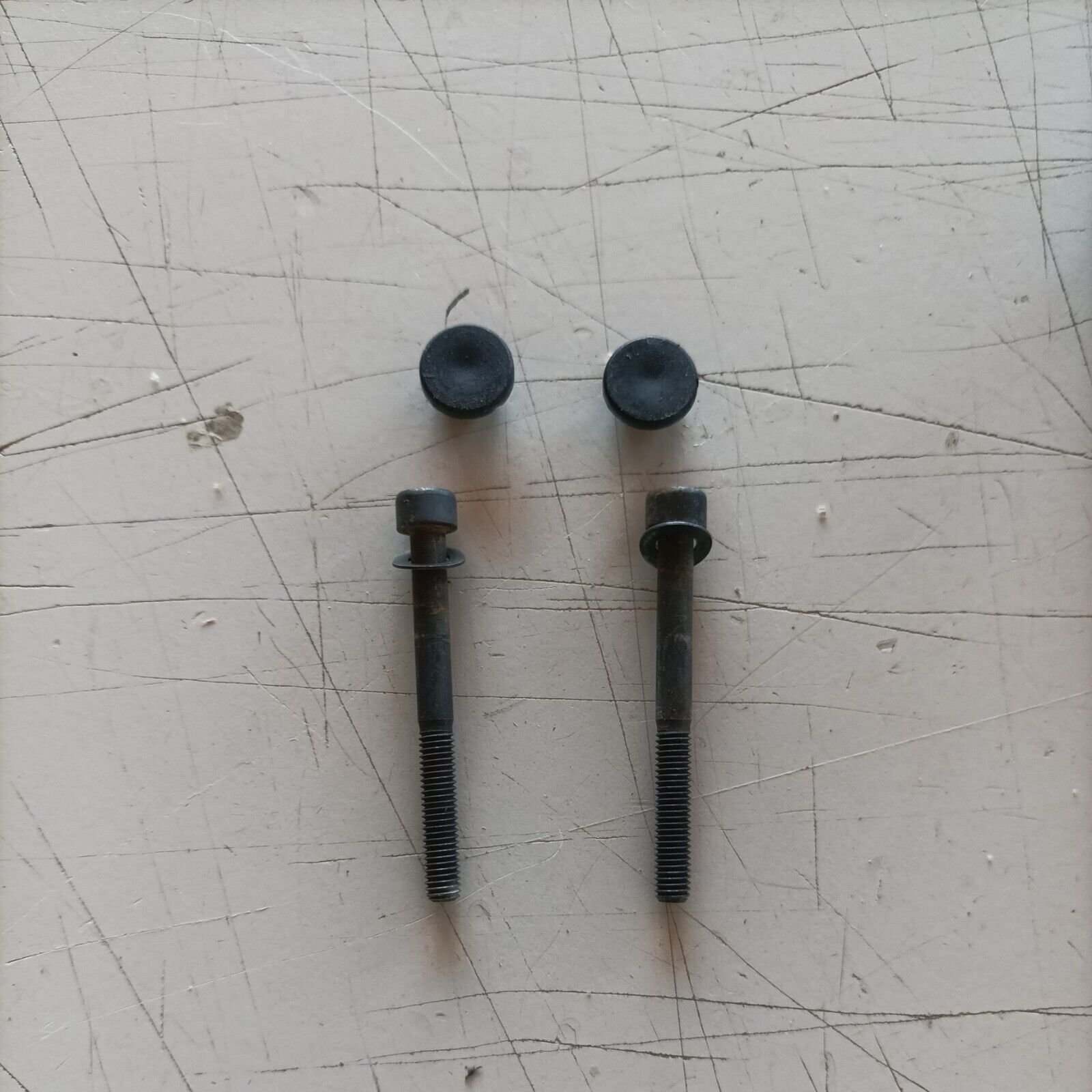 MOTOSEGA OLEO MAC 350 A SUPER supporto FILTRO ARIA E CARBURATORE ricambi usati