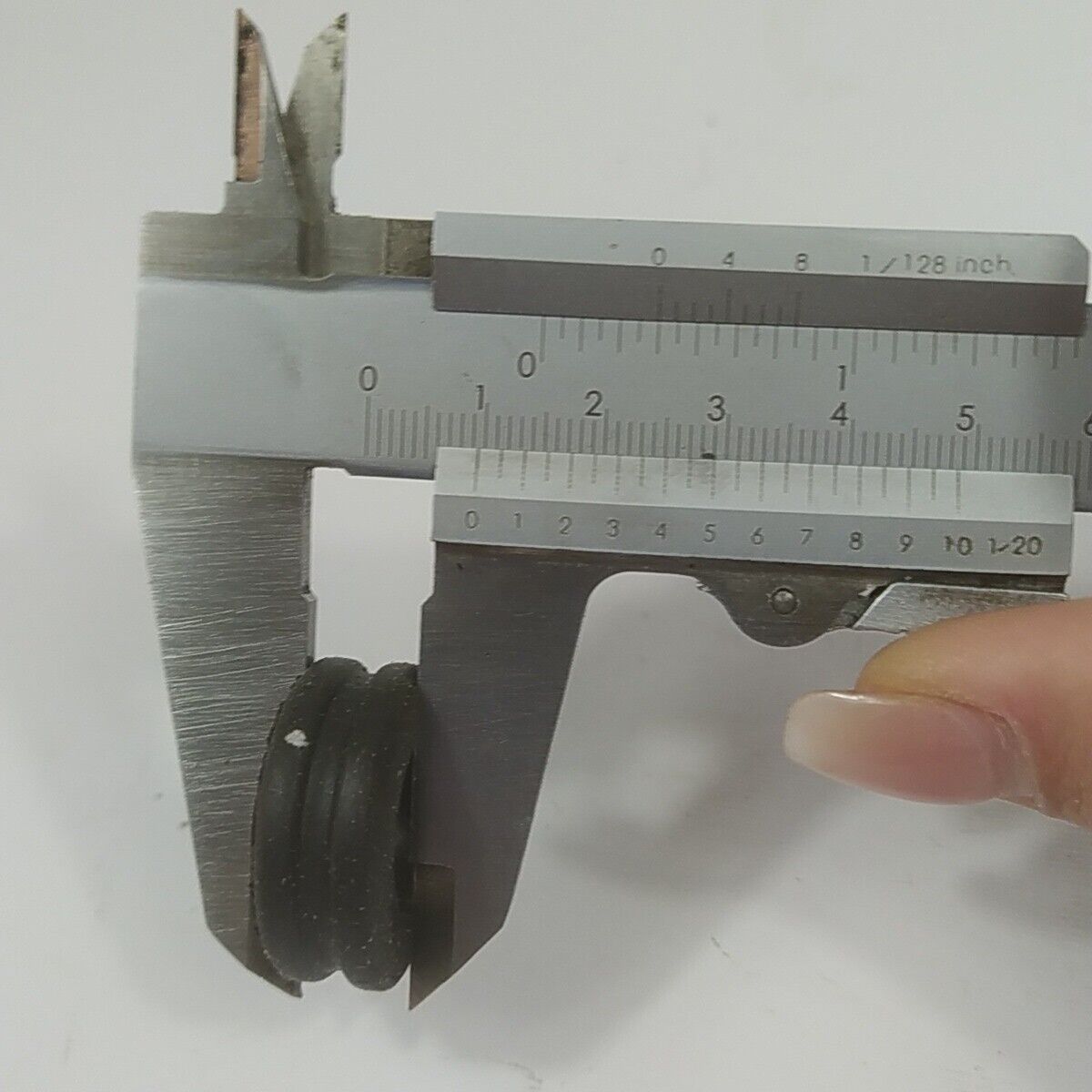 Ricambio per motosega ALPINA 500 gommini carburatore supporti vibrazione usato