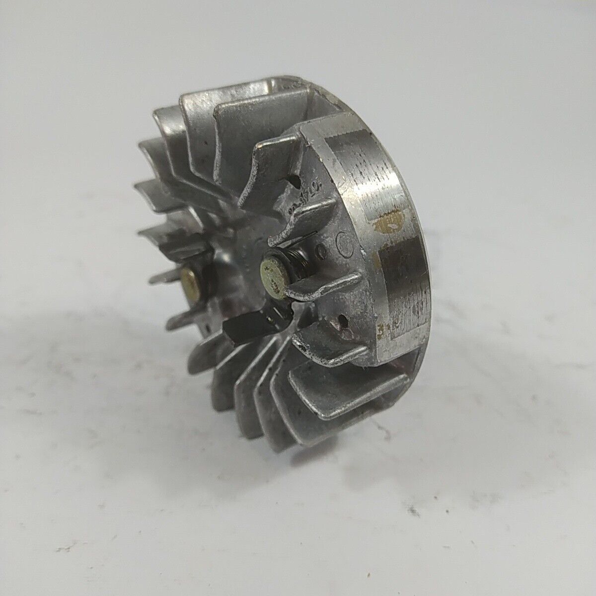 motosega CASTOR ALPINA 450 ricambio VOLANO MAGNETICO di avviamento start usato