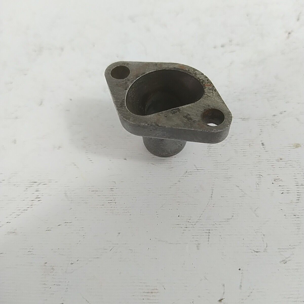 Ricambio DECESPUGLIATORE kawasaki kt 17 FLANGIA COLLETTORE carburatore usato