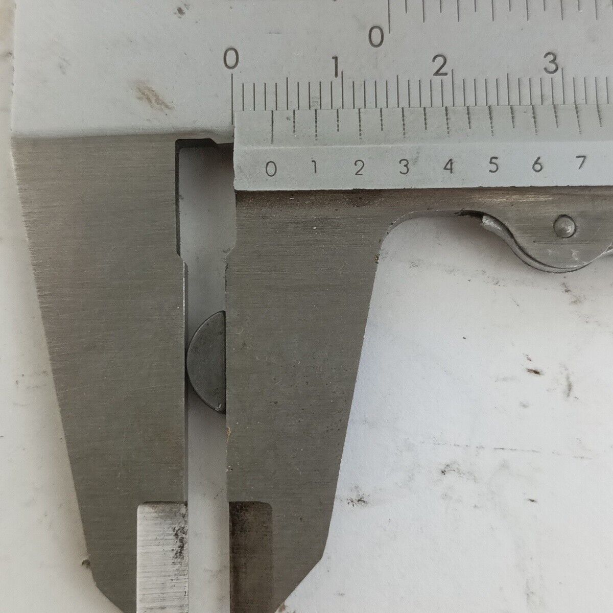 ricambio FERMO CHIAVETTA VOLANO usato per decespugliatore KAWASAKI TD 33