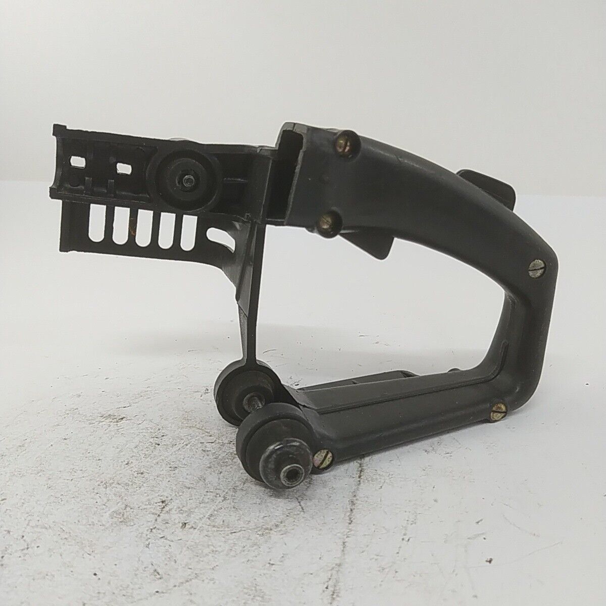 Ricambi IMPUGNATURA MANIGLIA manico COMANDI usati per motosega ALPINA  prof 70 s