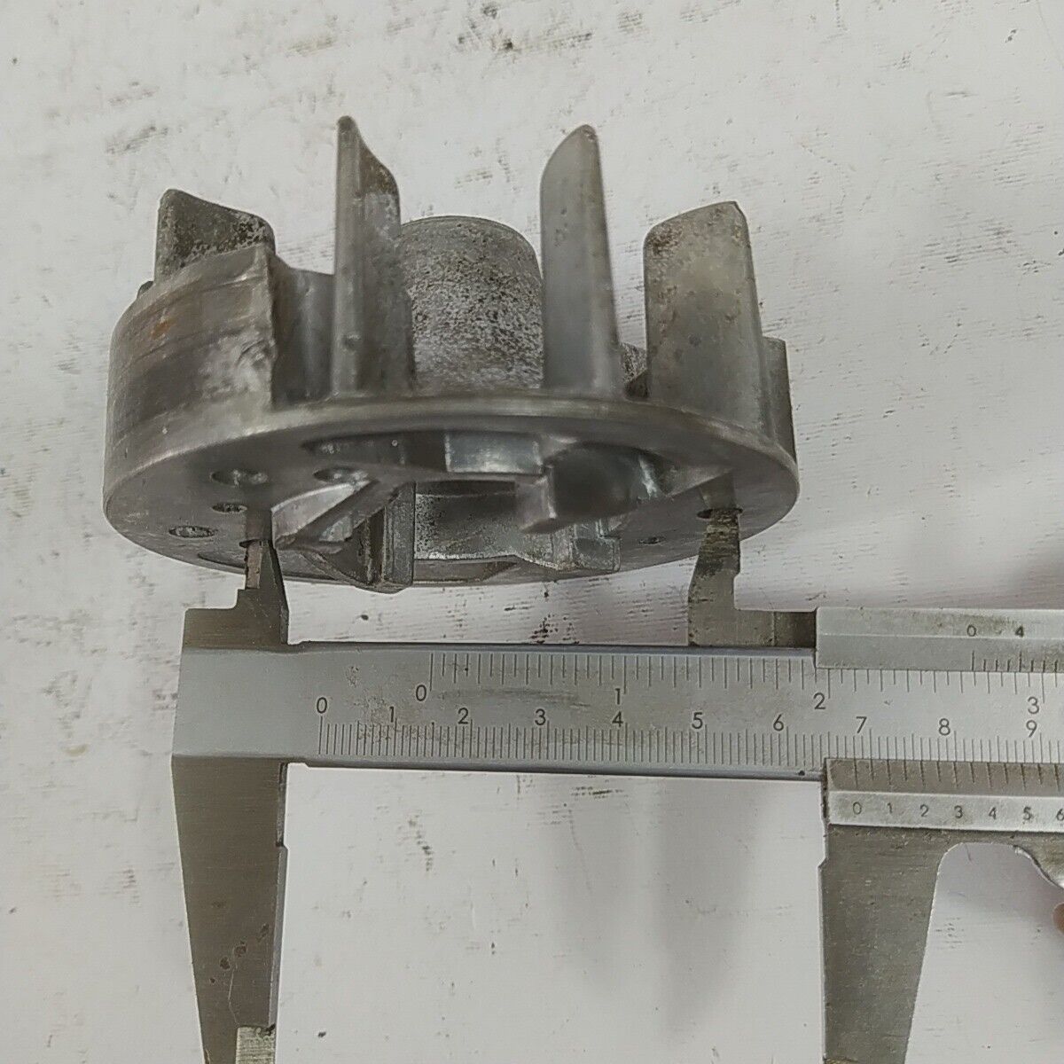 Ricambi usati per decespugliatore MCCULLOCH BP 38 VOLANO MAGNETICO DI AVVIAMENTO