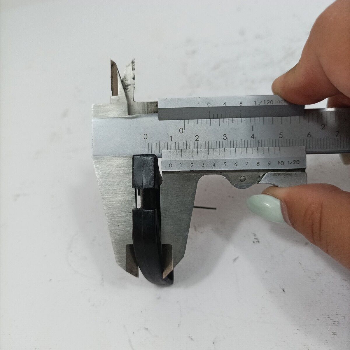 Ricambio usato COMANDI tasto ACCELERATORE leva GAS per motosega DOLMAR 116 si