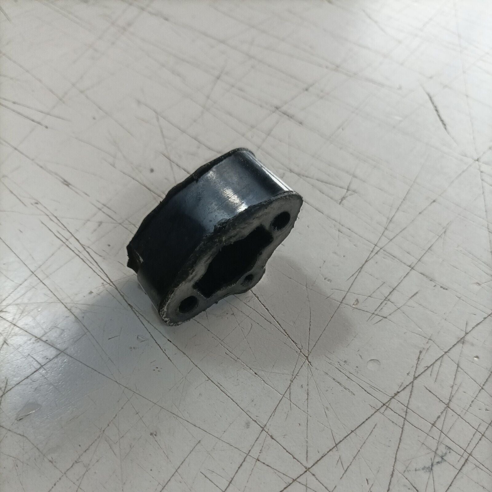 ricambi usati FLANGIA COLLETTORE ASPIRAZIONE sotto PER MOTOSEGA ALPINA PROF 45