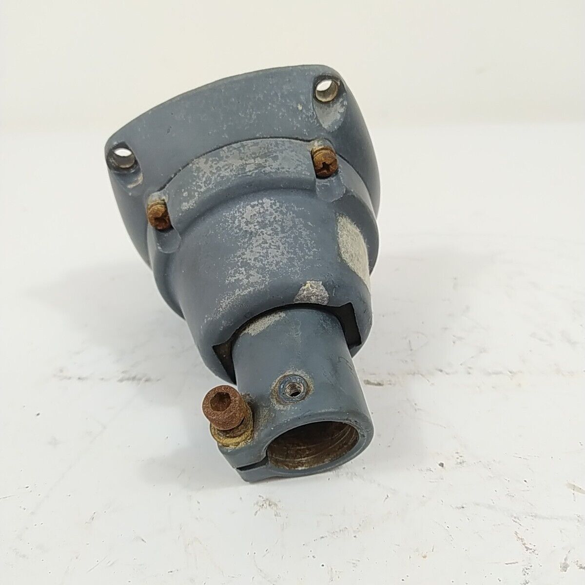 SUPPORTO E CAMPANA FRIZIONE PER DECESPUGLIATORE SOMEC SHT 40  SHT 34 