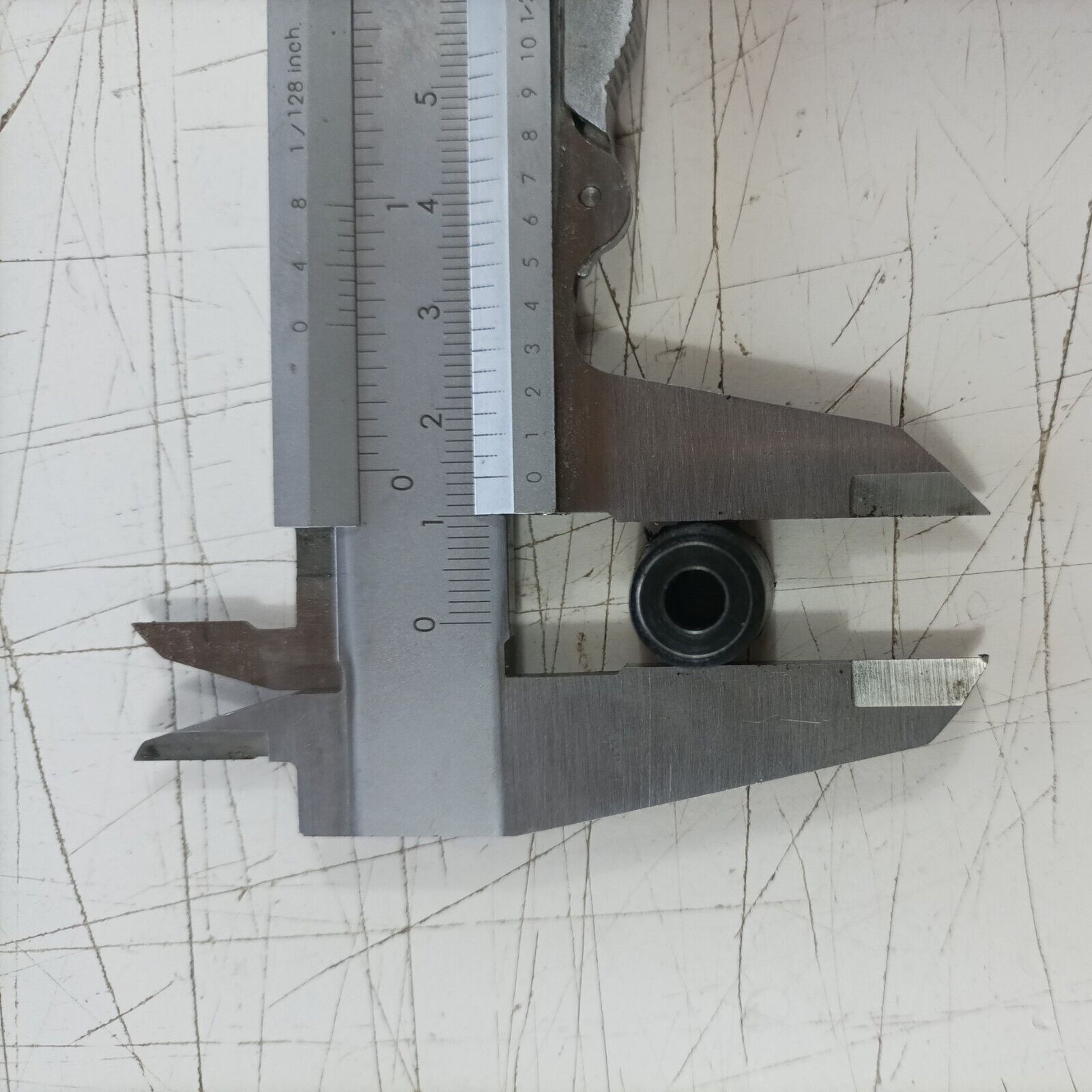 MOTOSEGA OLEOMAC OM 251 SPESSORE supporto DISTANZIATORE BOBINA ricambi usati