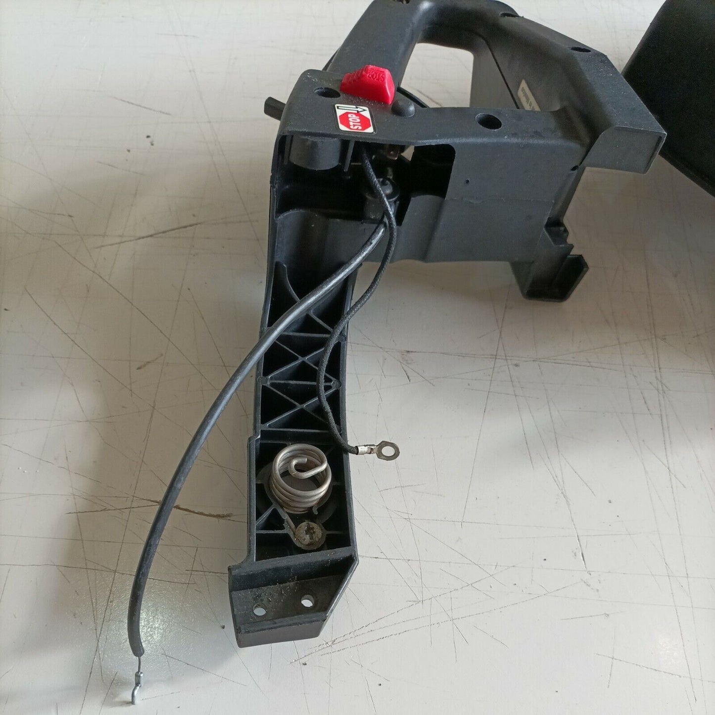 IMPUGNATURA MANICO ACCELERAZIONE PER MOTOSEGA MCCULLOCH MACCAT 839 ricambi usati