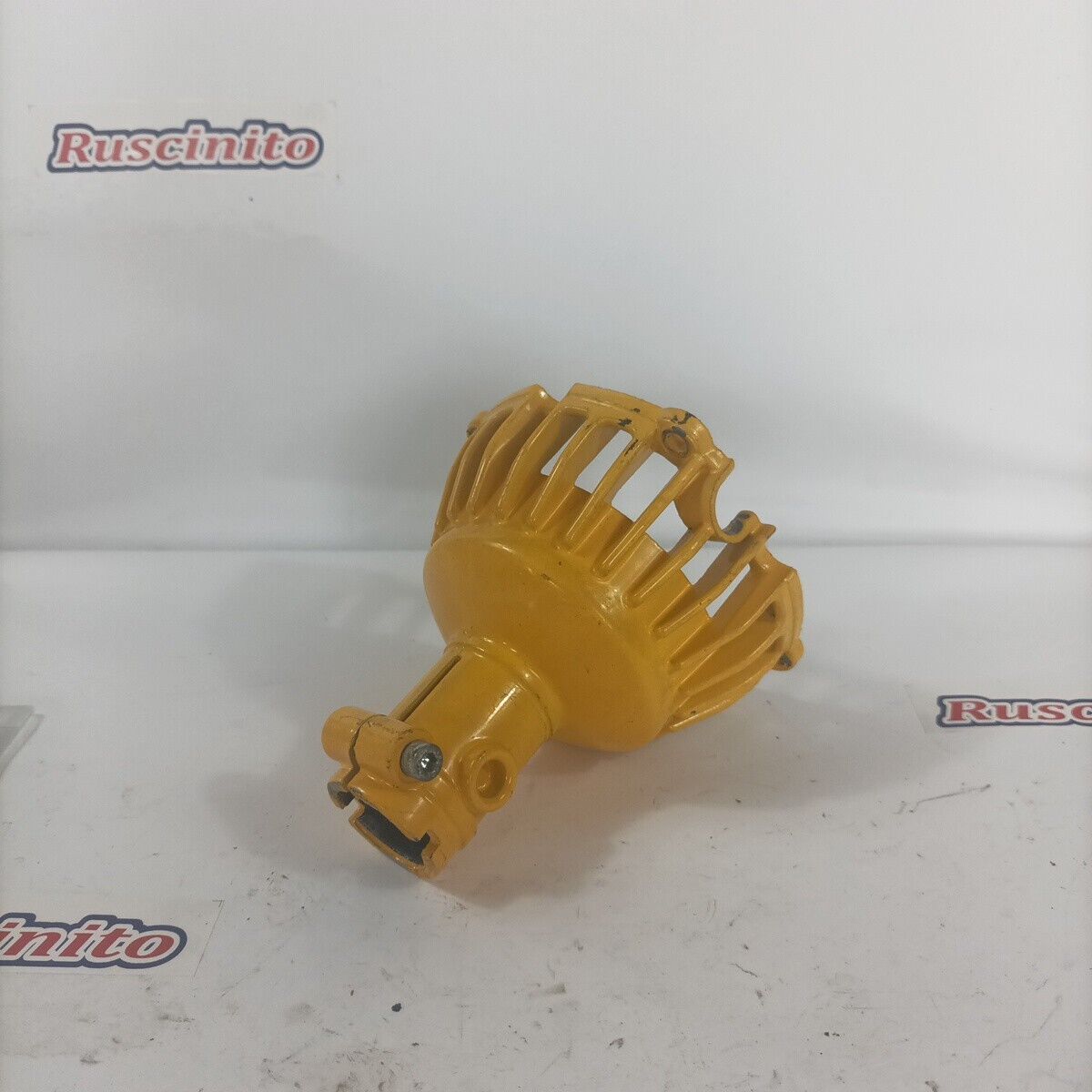 CUFFIA CAMPANA per DECESPUGLIATORE Emak Efco Oleo mac Dynamac ricambi usati