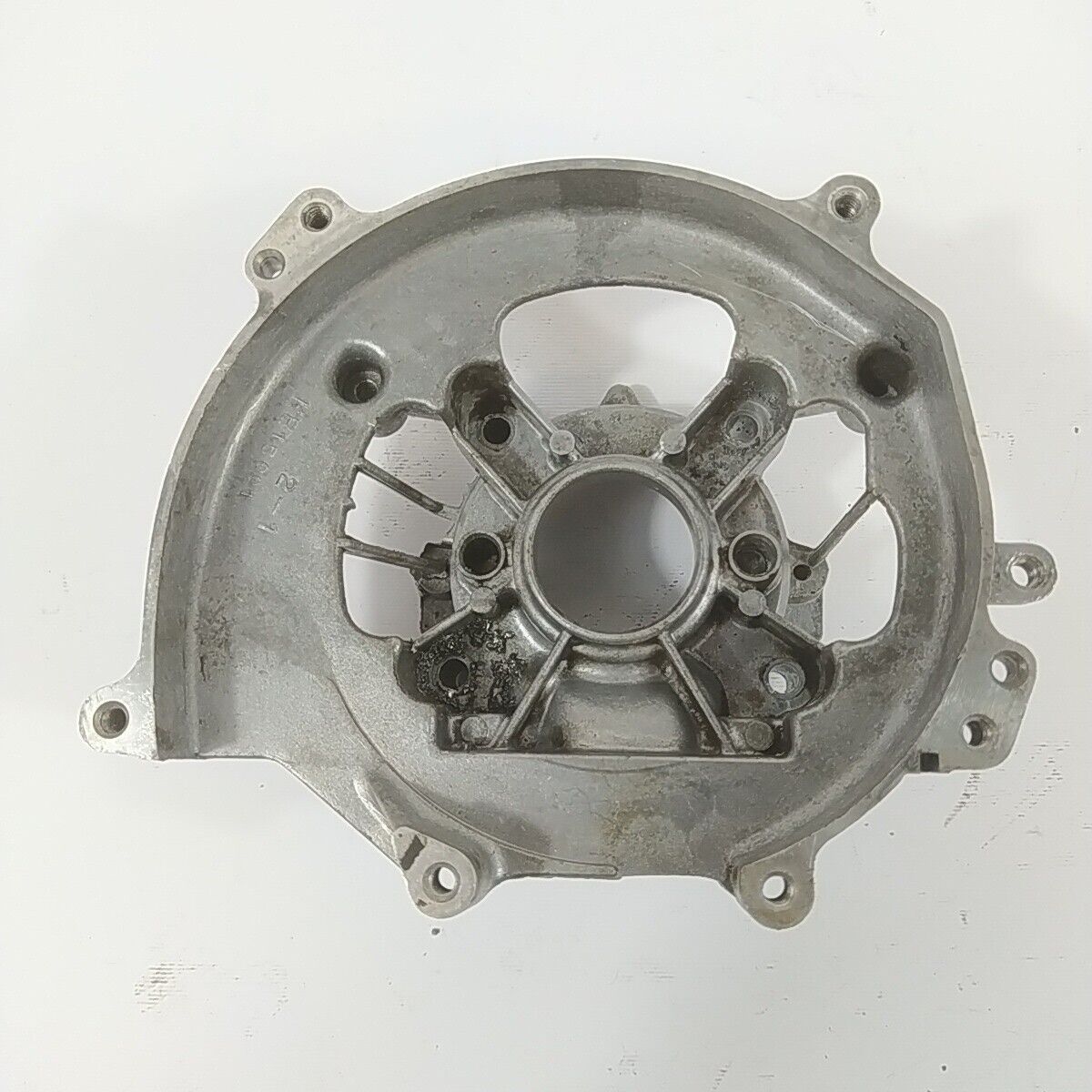 Ricambio CARTER BASAMENTO MOTORE usato per decespugliatore MITSUBISHI MARUYAMA