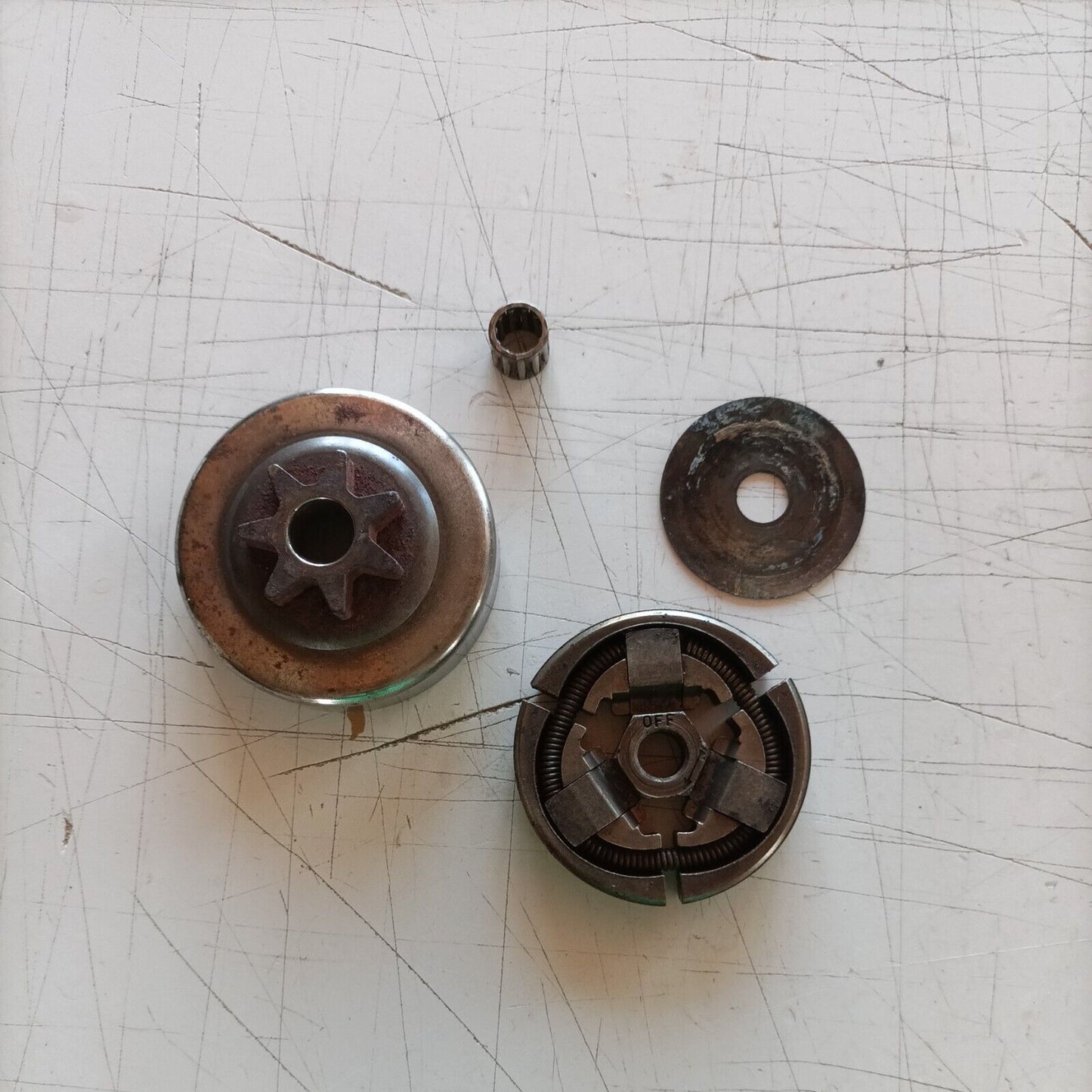 MOTOSEGA OLEO MAC 350 A SUPER CAMPANA E FRIZIONE COMPLETI ricambi usati