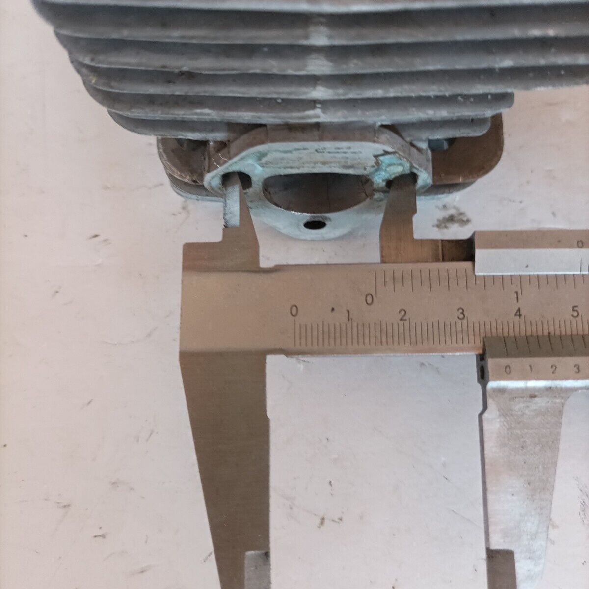Ricambio CILINDRO DECESPUGLIATORE ALPINA usato Diametro 45