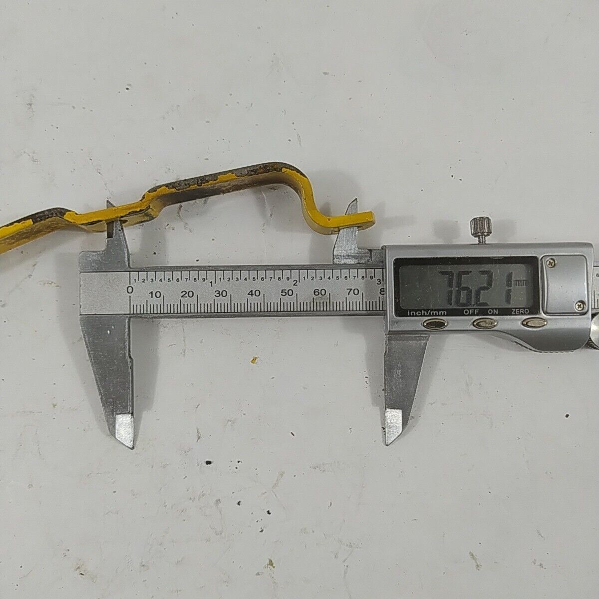 Ricambi STAFFA IMPUGNATURA PER MOTOSEGA MCCULLOCH PRO MAC 700 usati