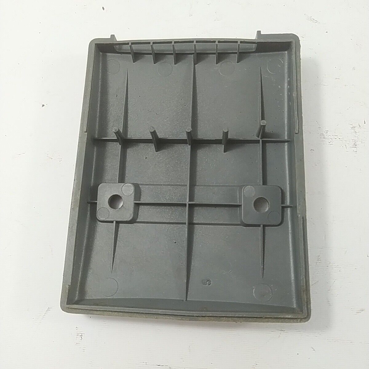 Ricambi MOTOSEGA EFCO BLITZ 35 OLEOMAC usati COPERCHIO CARBURATORE COPRI FILTRO