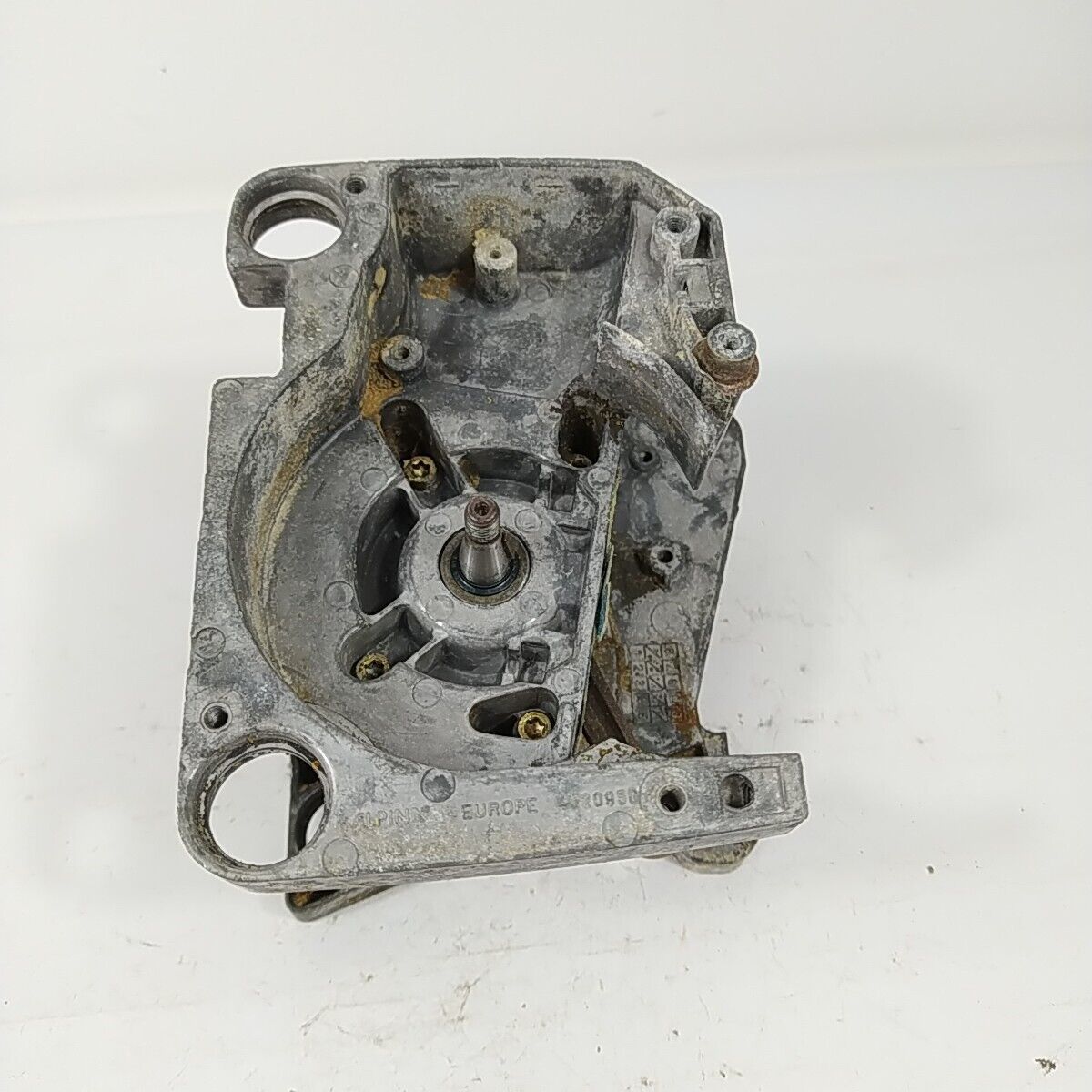 Ricambio CARTER BASAMENTO ALBERO MOTORE PER MOTOSEGA ALPINA CASTOR CP 510 usato 