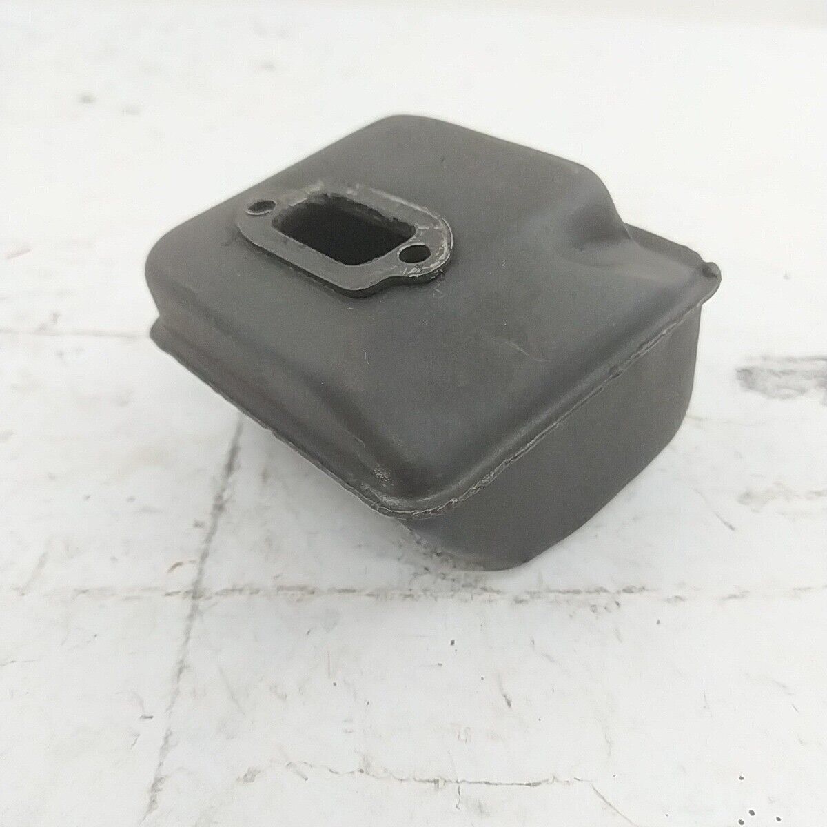 Ricambio Per motosega OLEO MAC 251 MARMITTA SILENZIATORE di scarico usati