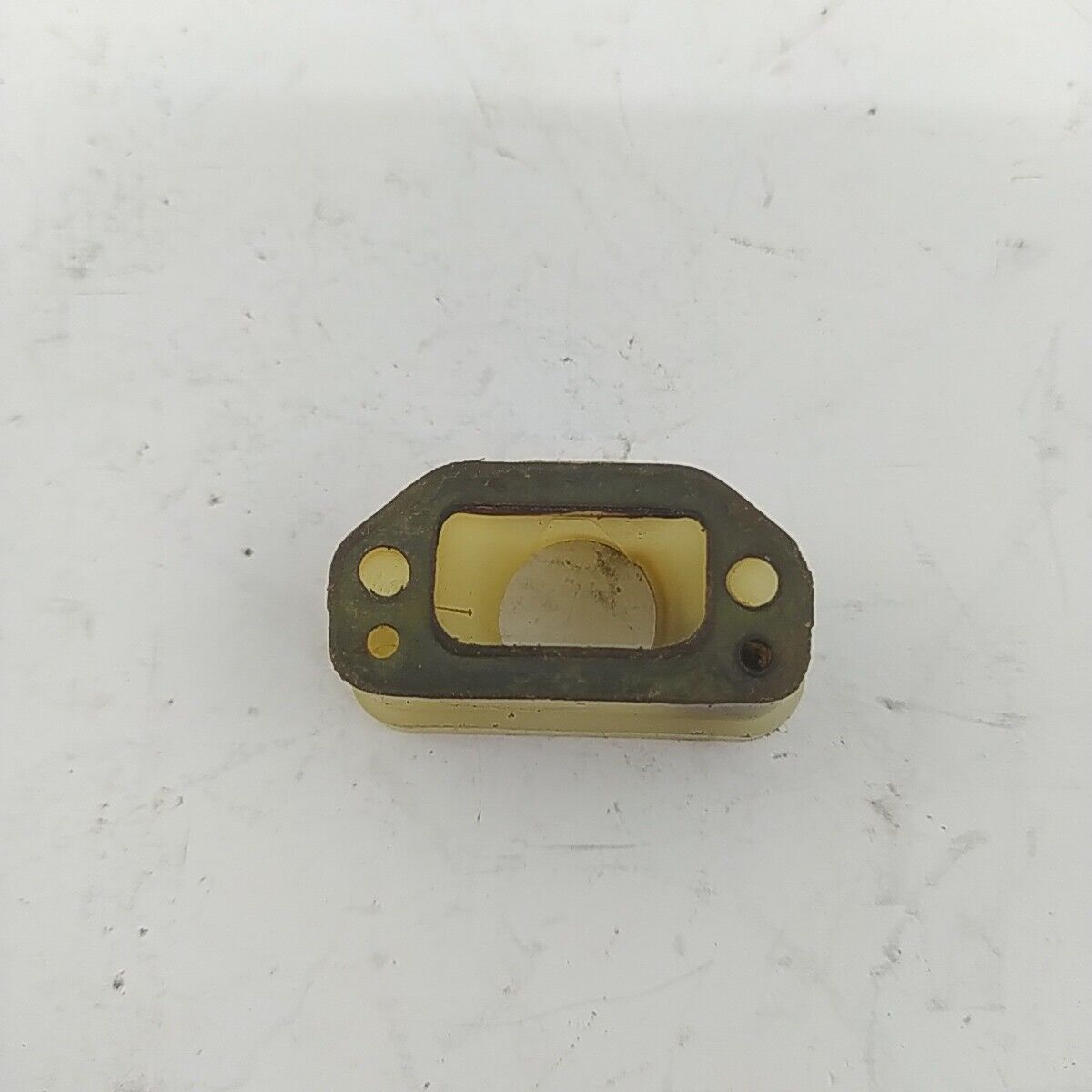 Ricambio usato FLANGIA COLLETTORE CARBURATORE per MOTOSEGA Echo 330 EVL