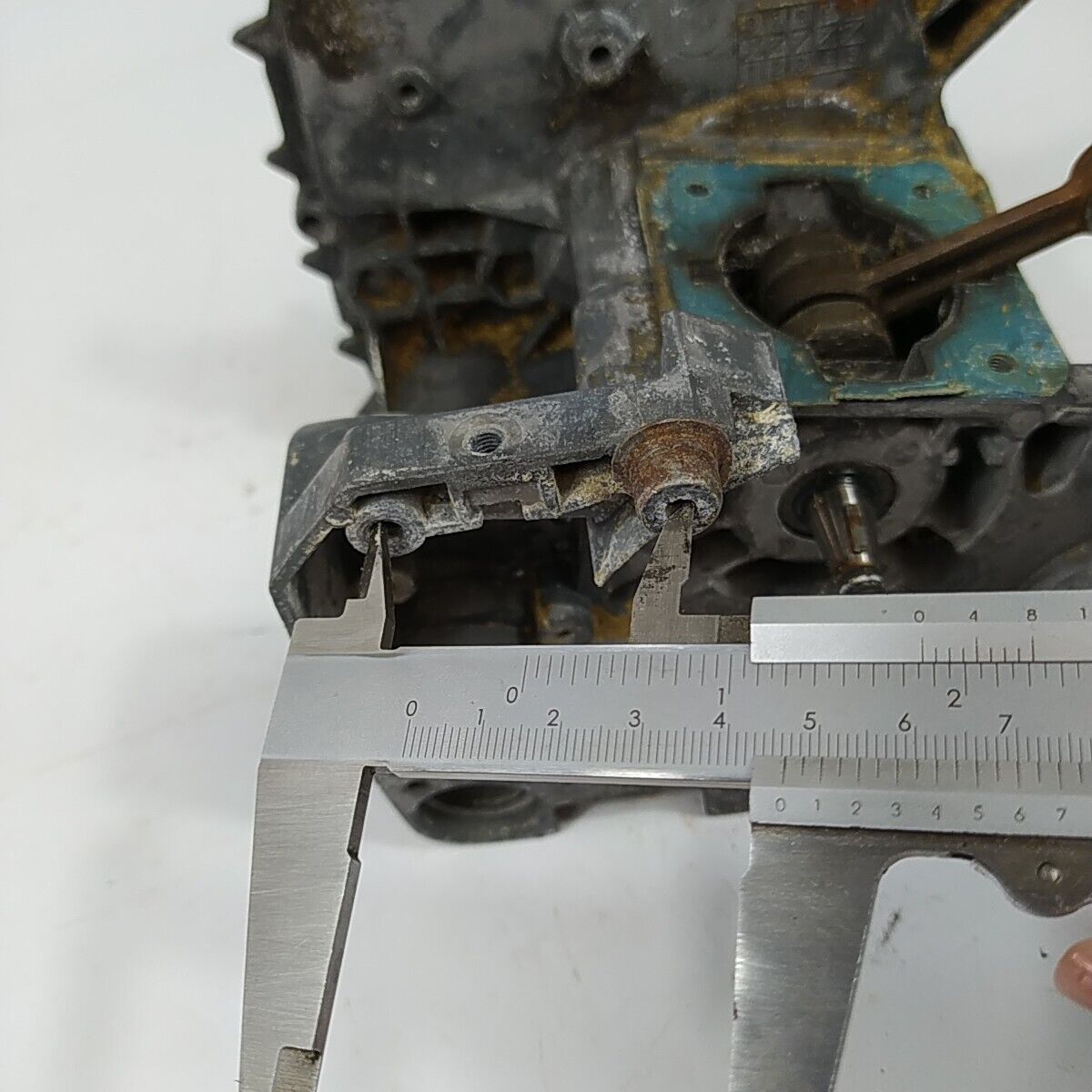 Ricambio CARTER BASAMENTO ALBERO MOTORE PER MOTOSEGA ALPINA CASTOR CP 510 usato 