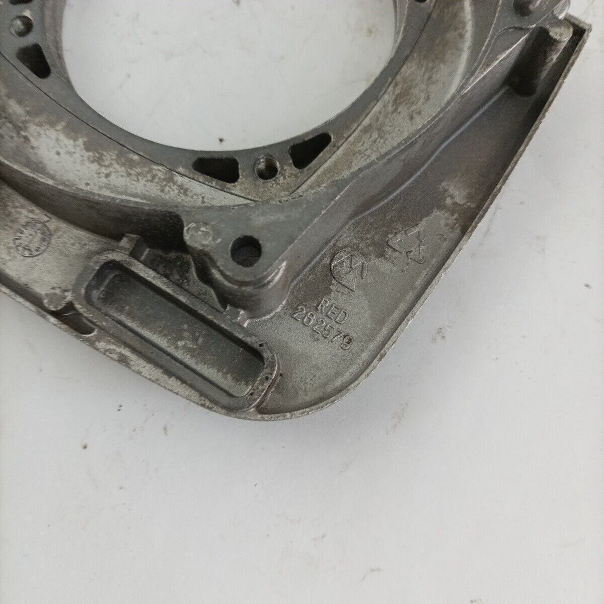 Ricambio CARTER COPERCHIO VOLANO usato per decespugliatore MARUYAMA 520