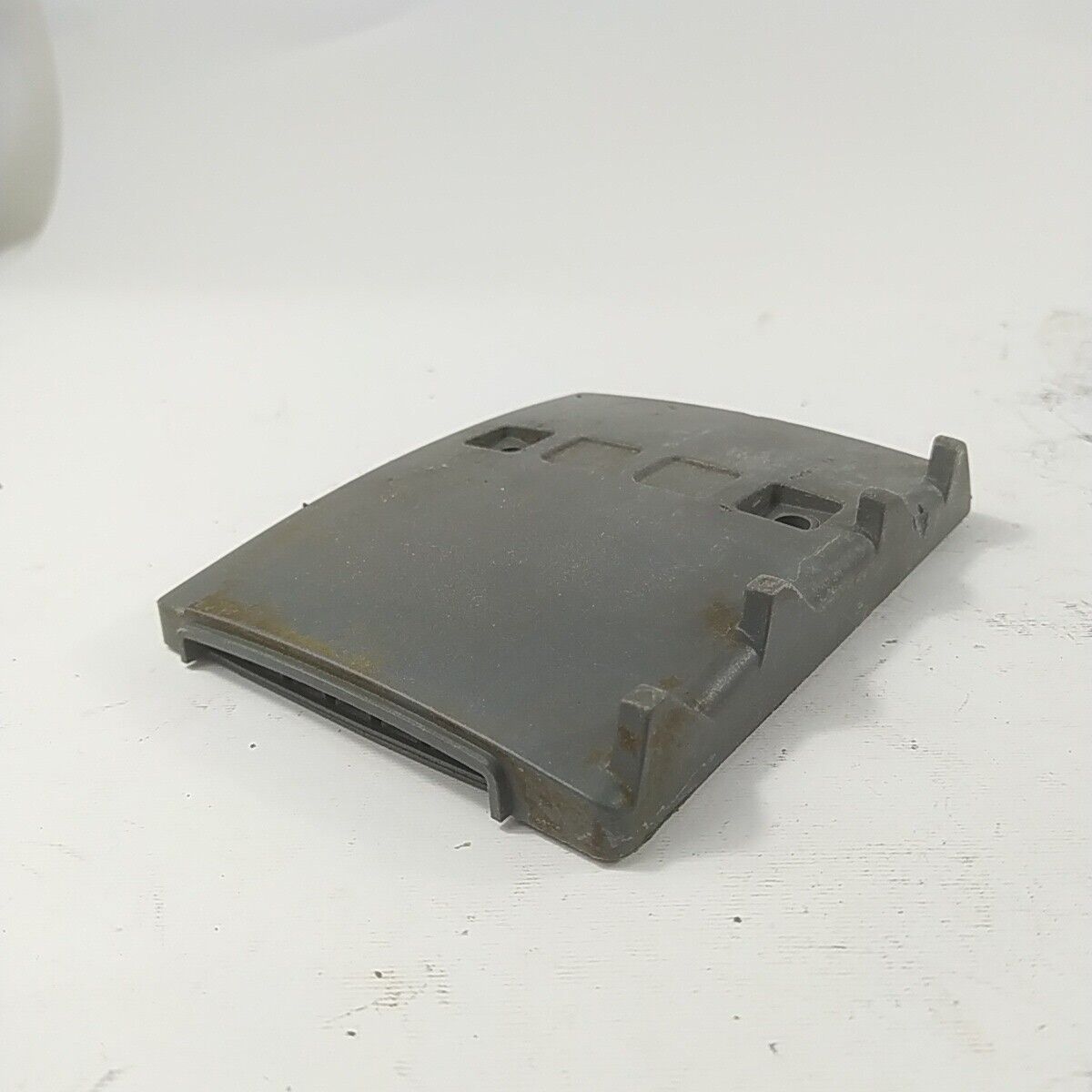 Ricambi MOTOSEGA EFCO BLITZ 35 OLEOMAC usati COPERCHIO CARBURATORE COPRI FILTRO