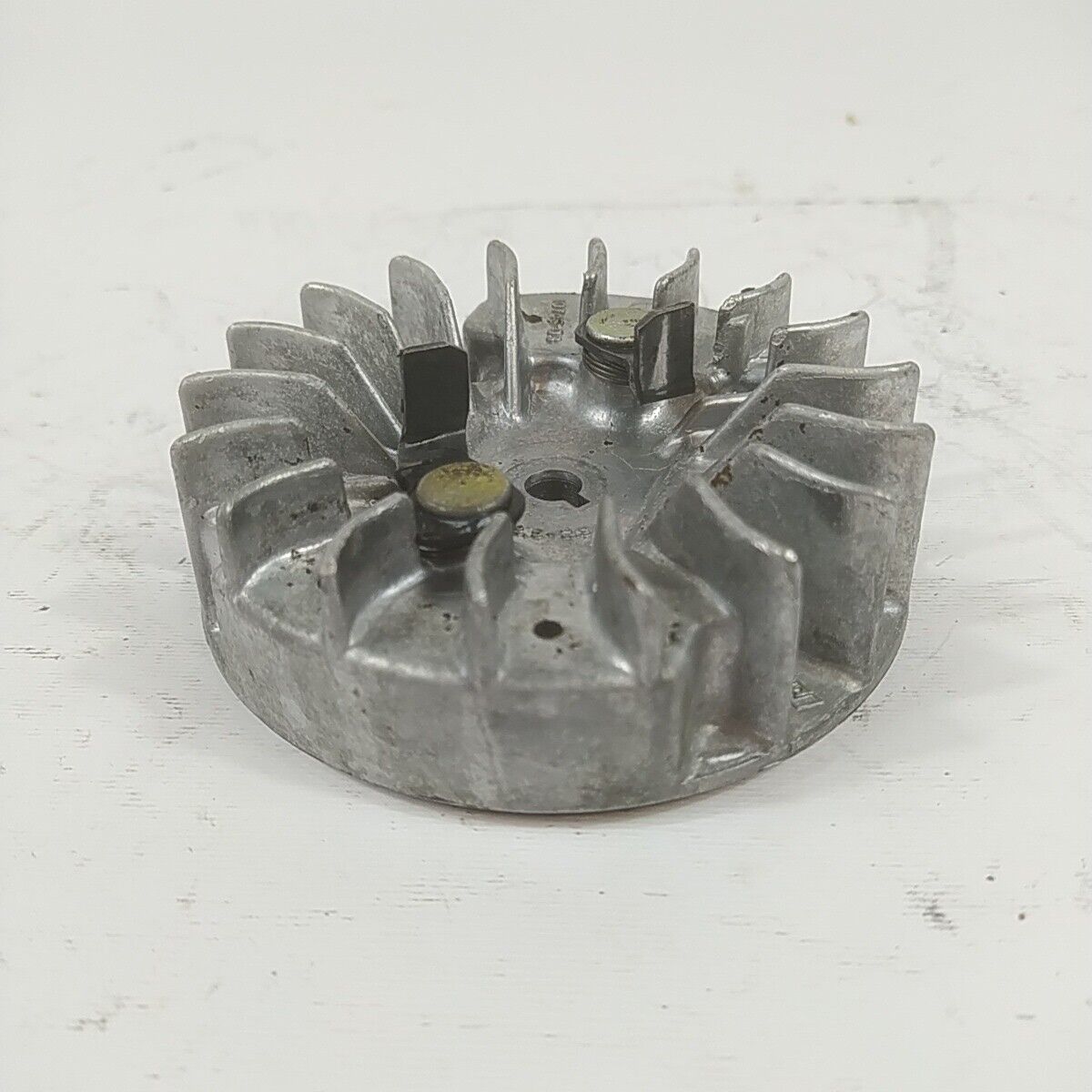 motosega CASTOR ALPINA 450 ricambio VOLANO MAGNETICO di avviamento start usato